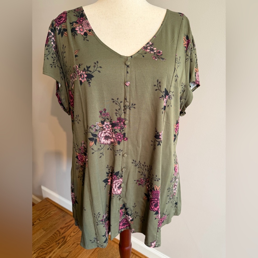 Torrid Olive Floral Button-Front Top - Torrid Size 3 (22-24, 3X)